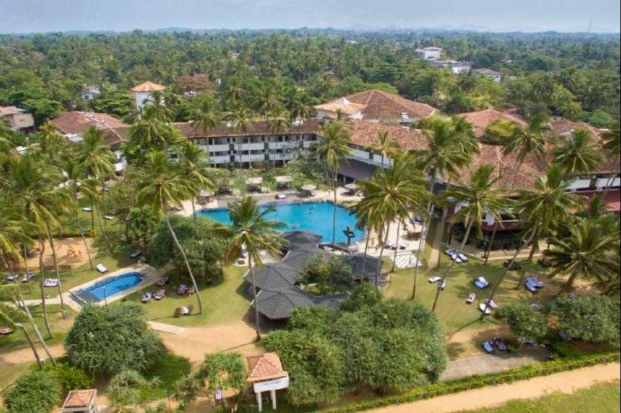 Tangerine Beach Hotel Kalutara Exterior photo