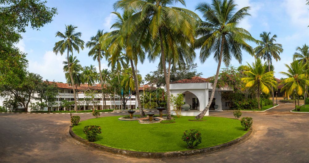 Tangerine Beach Hotel Kalutara Exterior photo